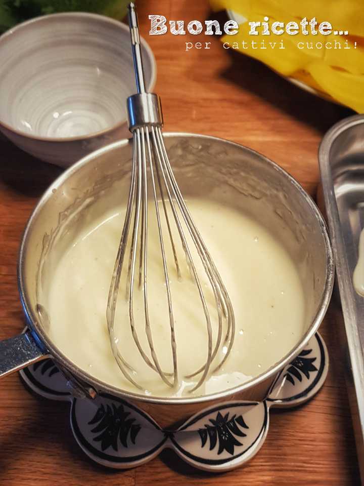 Molho branco fresco feito em casa