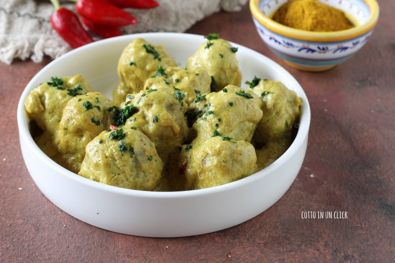 almôndegas ao curry rápidas e saborosas