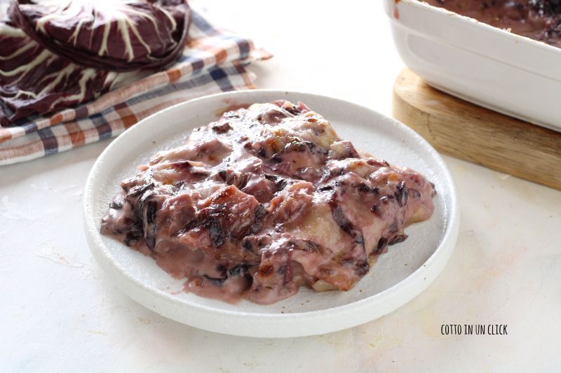 Lasanha de radicchio e taleggio