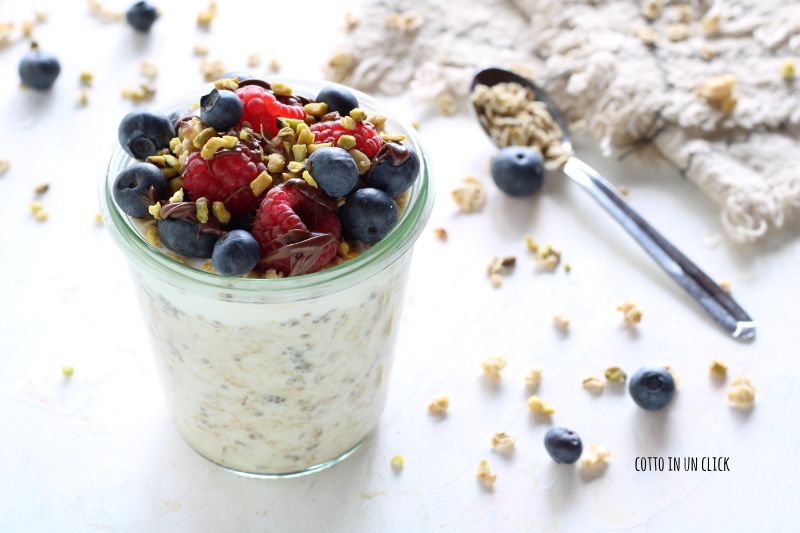 Porridge frio com iogurte