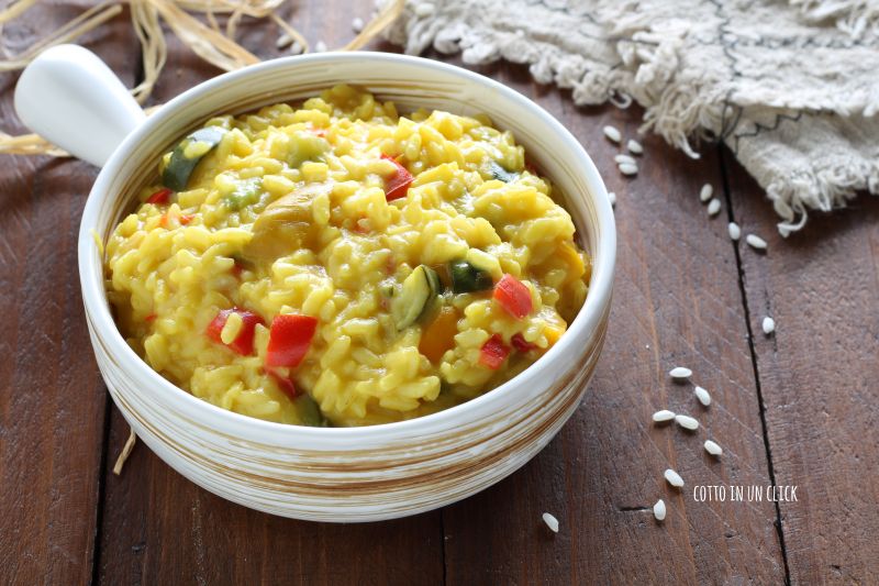 Risoto de pimentões e abobrinha na panela de pressão