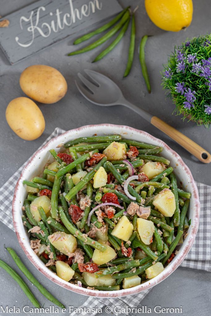 salada de batata, vagem e atum