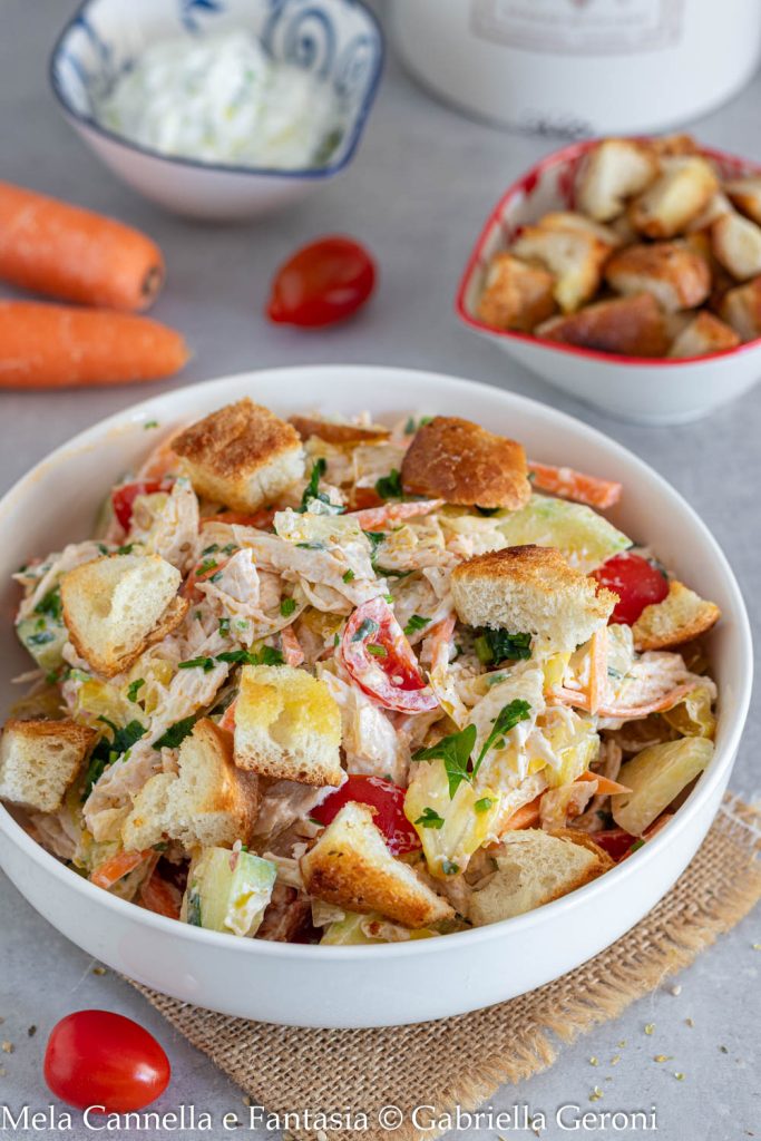 salada de frango desfiado