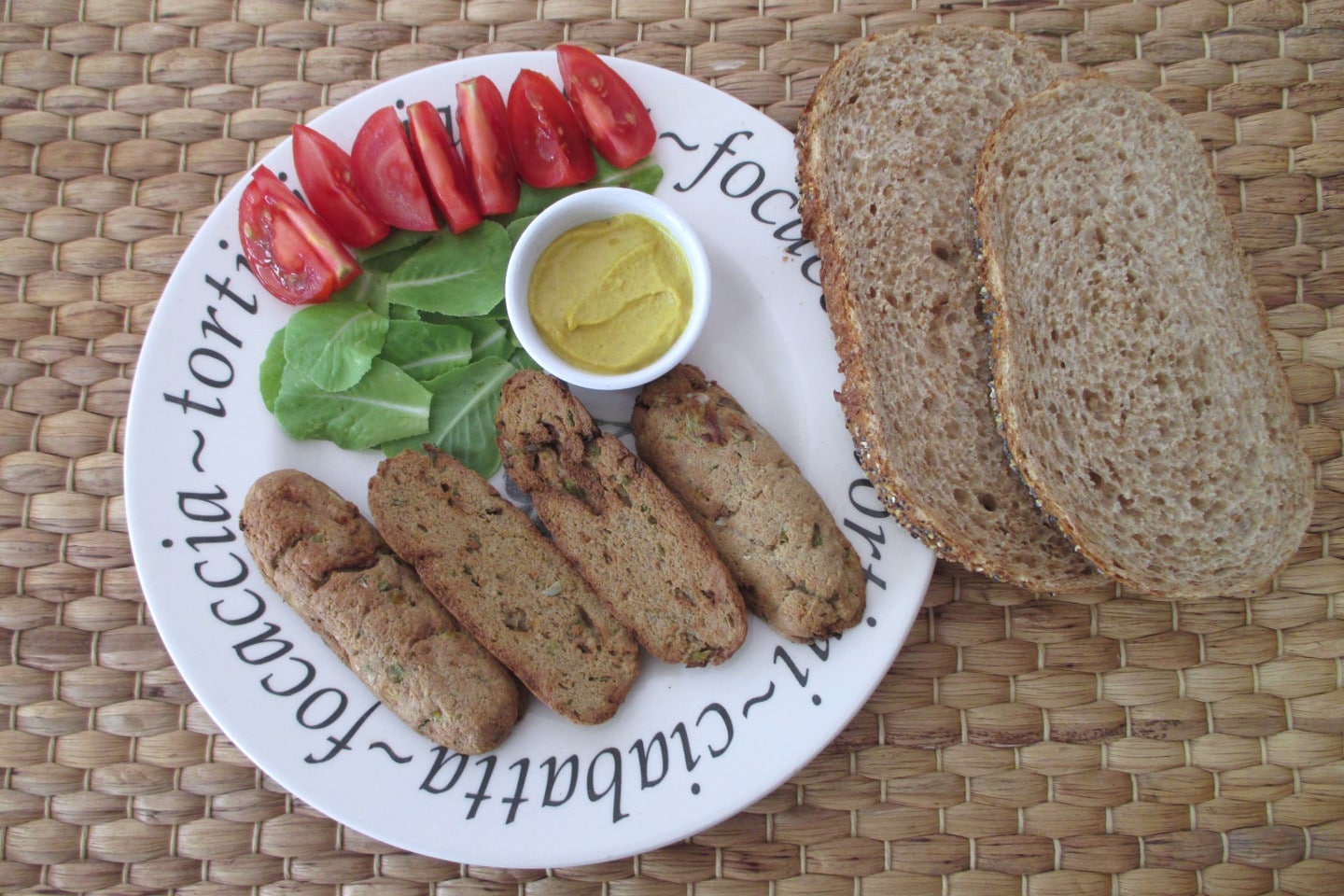 Salsichas leves de tofu