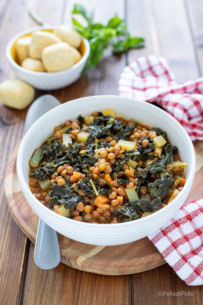 sopa de couve e lentilhas