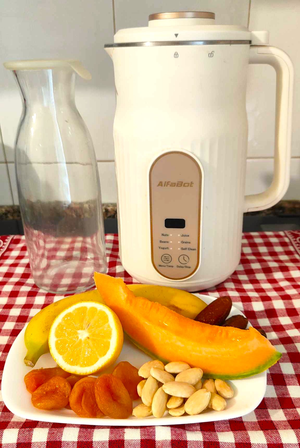 SUCO DE FRUTA NATURAL com AlfaBot: Energia e bem-estar com magnésio e potássio