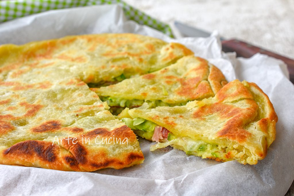 Torta de abobrinha e presunto na panela