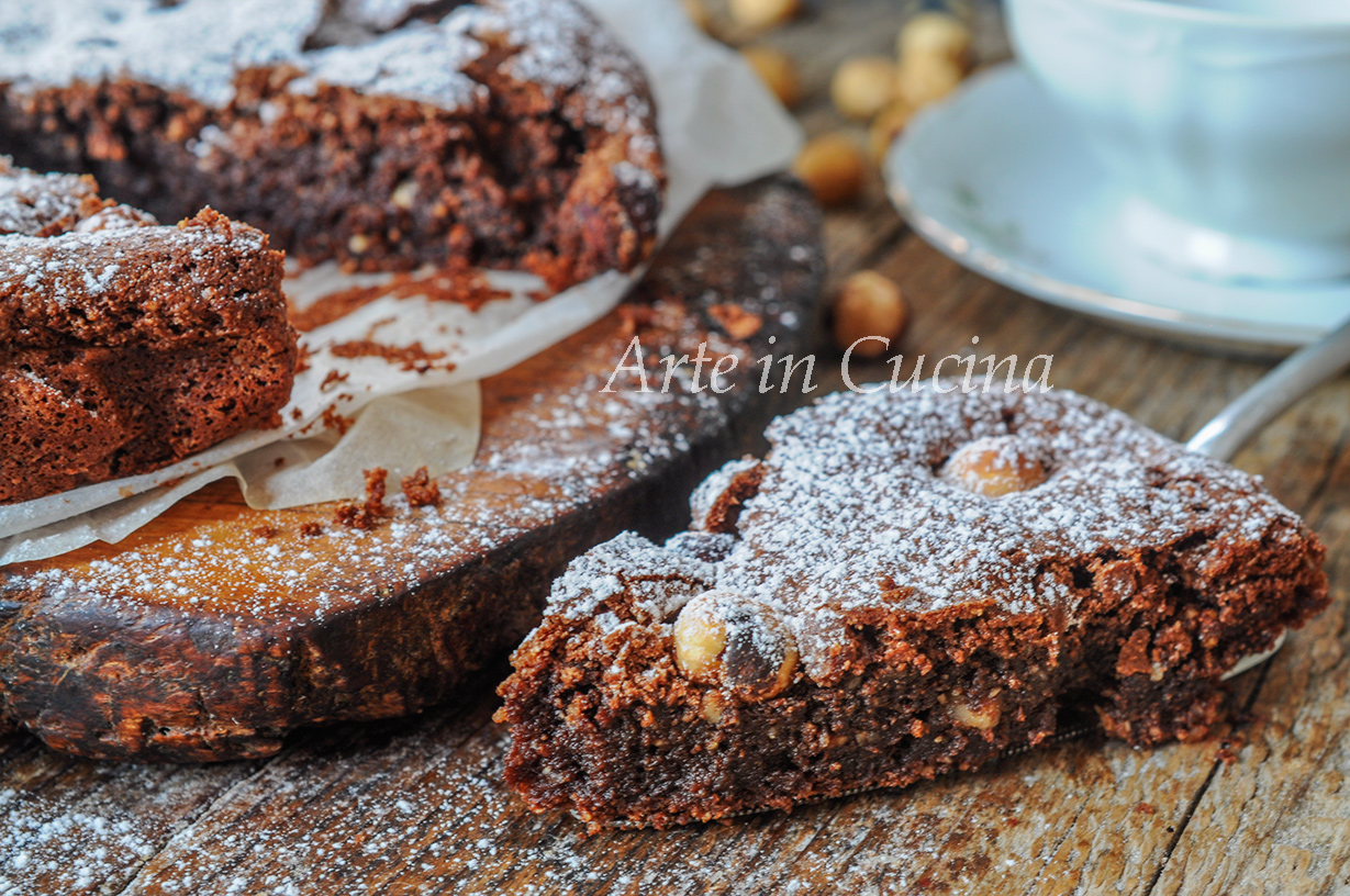 Torta caprese de avelãs e chocolate doce napolitano