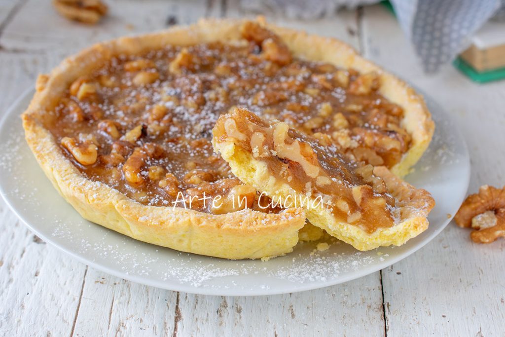 Torta de mel e nozes napolitana