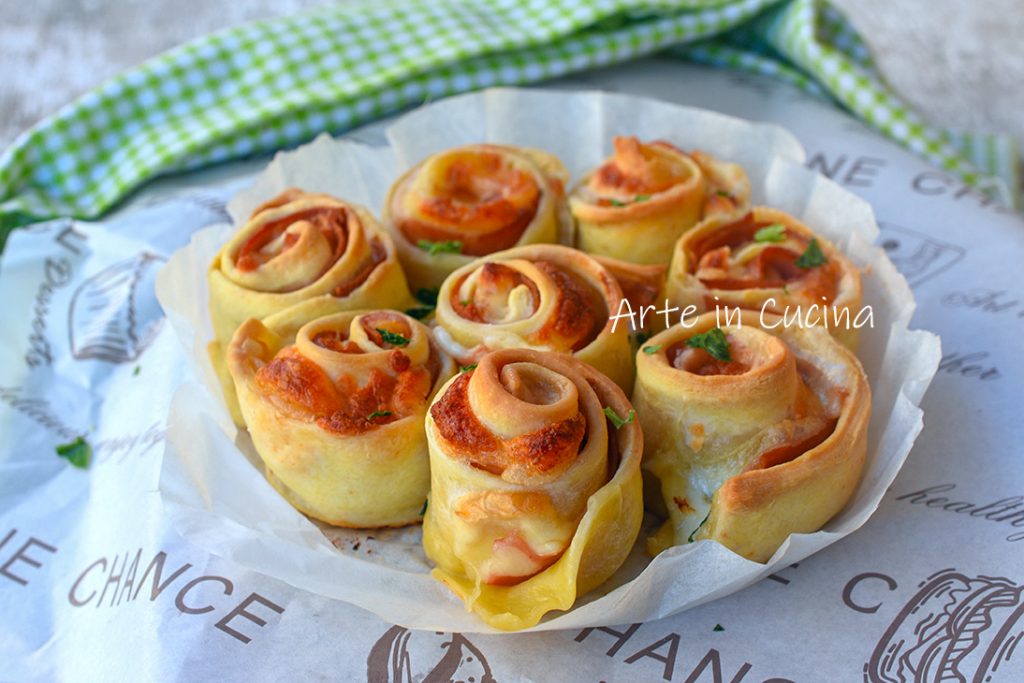 Torta de rosas de mortadela e provola