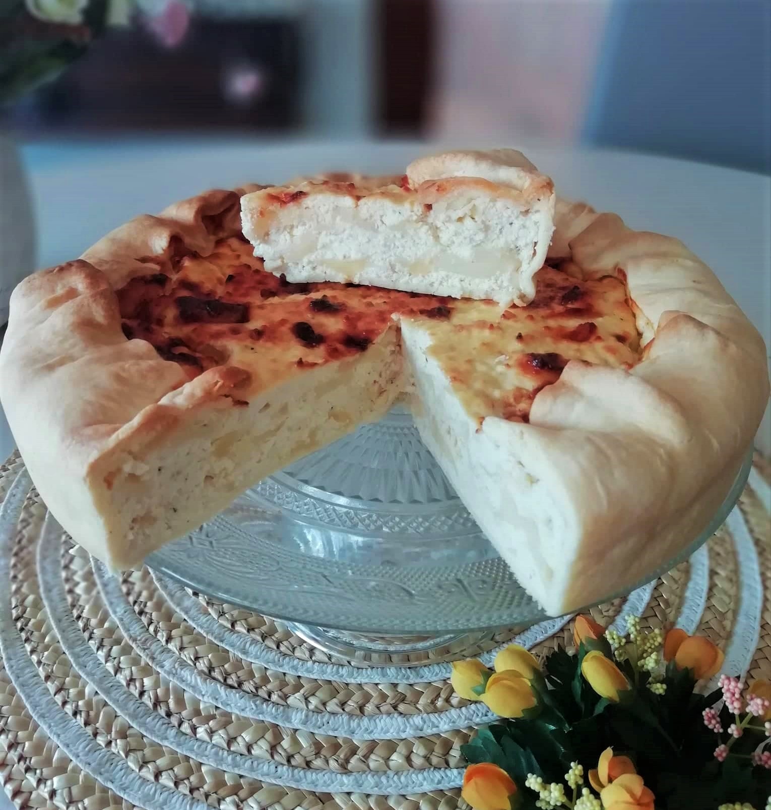 TORTA RÚSTICA DE QUEIJOS