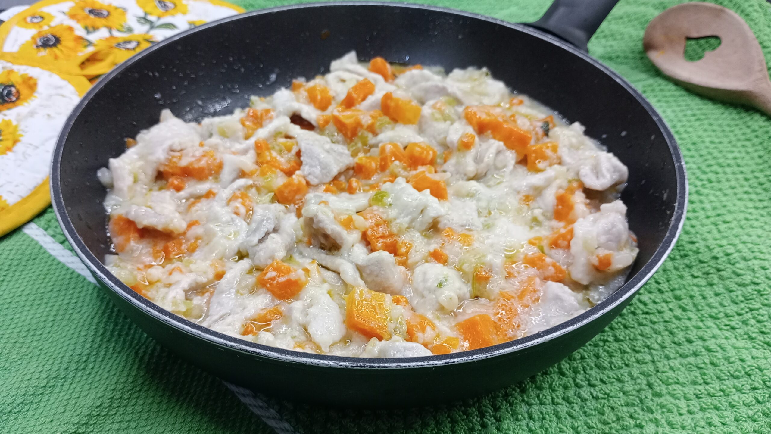 Tirinhas de porco cremosas