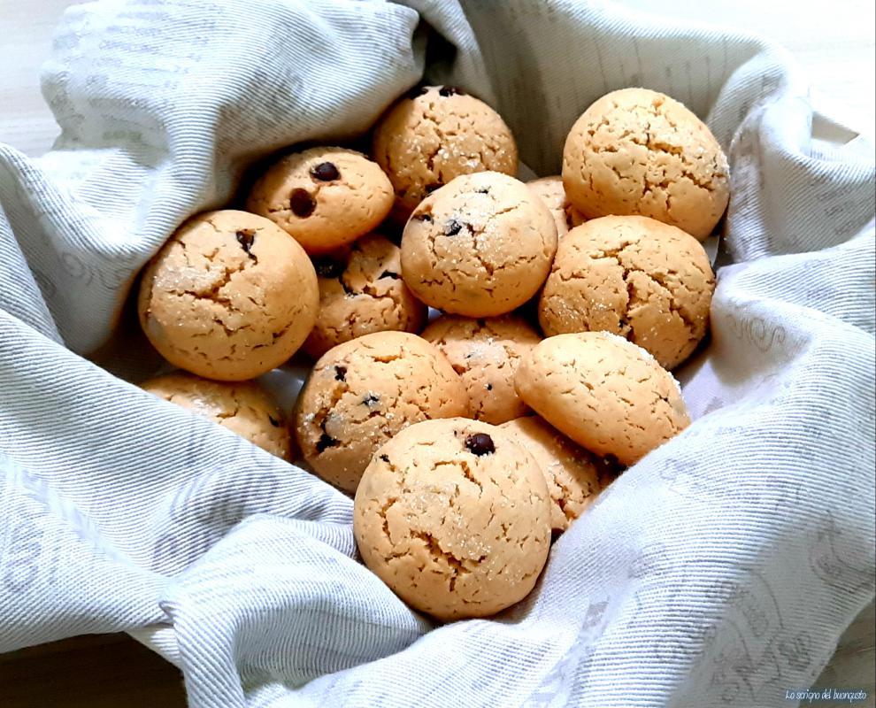 Biscoitos rápidos canela e chocolate