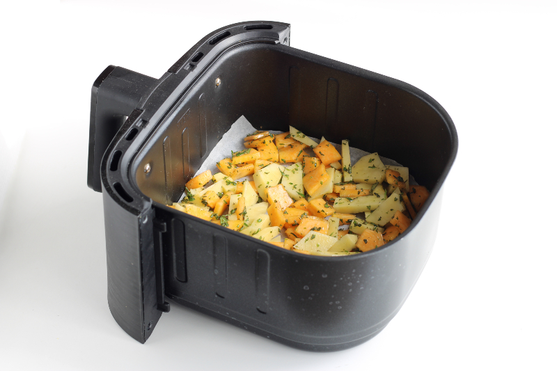 ABÓBORA E BATATAS NA FRITADEIRA ELÉTRICA