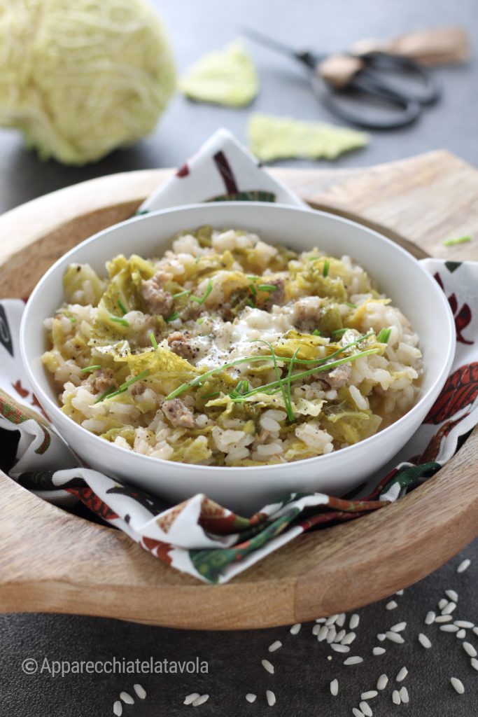 arroz com repolho, linguiça e gorgonzola