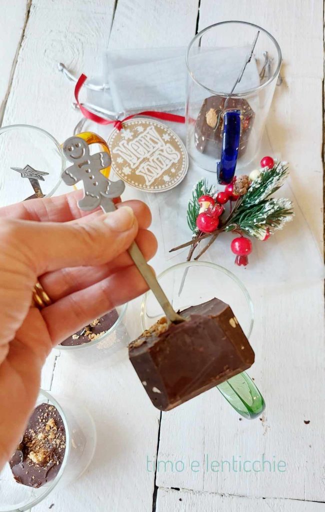 Chocolate quente em cubo