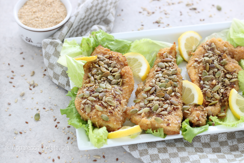 fatias de frango empanadas no forno