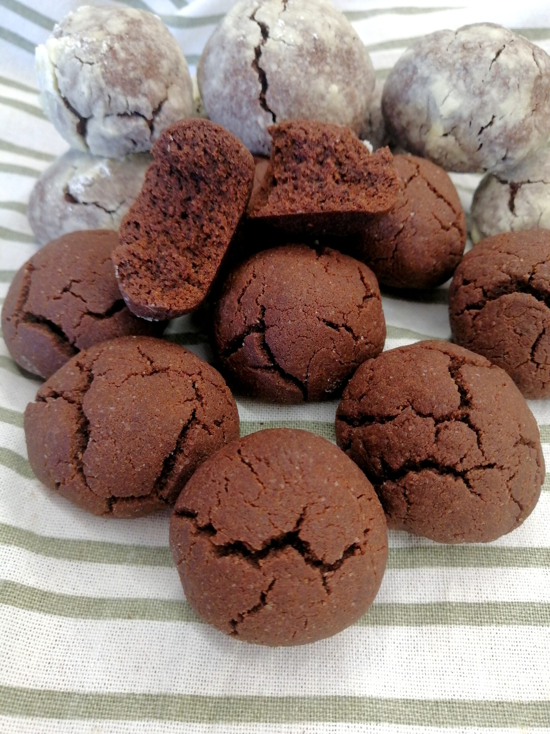 Biscoitos de cacau com farinha de semolina