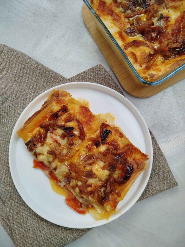 Lasanha com pimentão e bacon