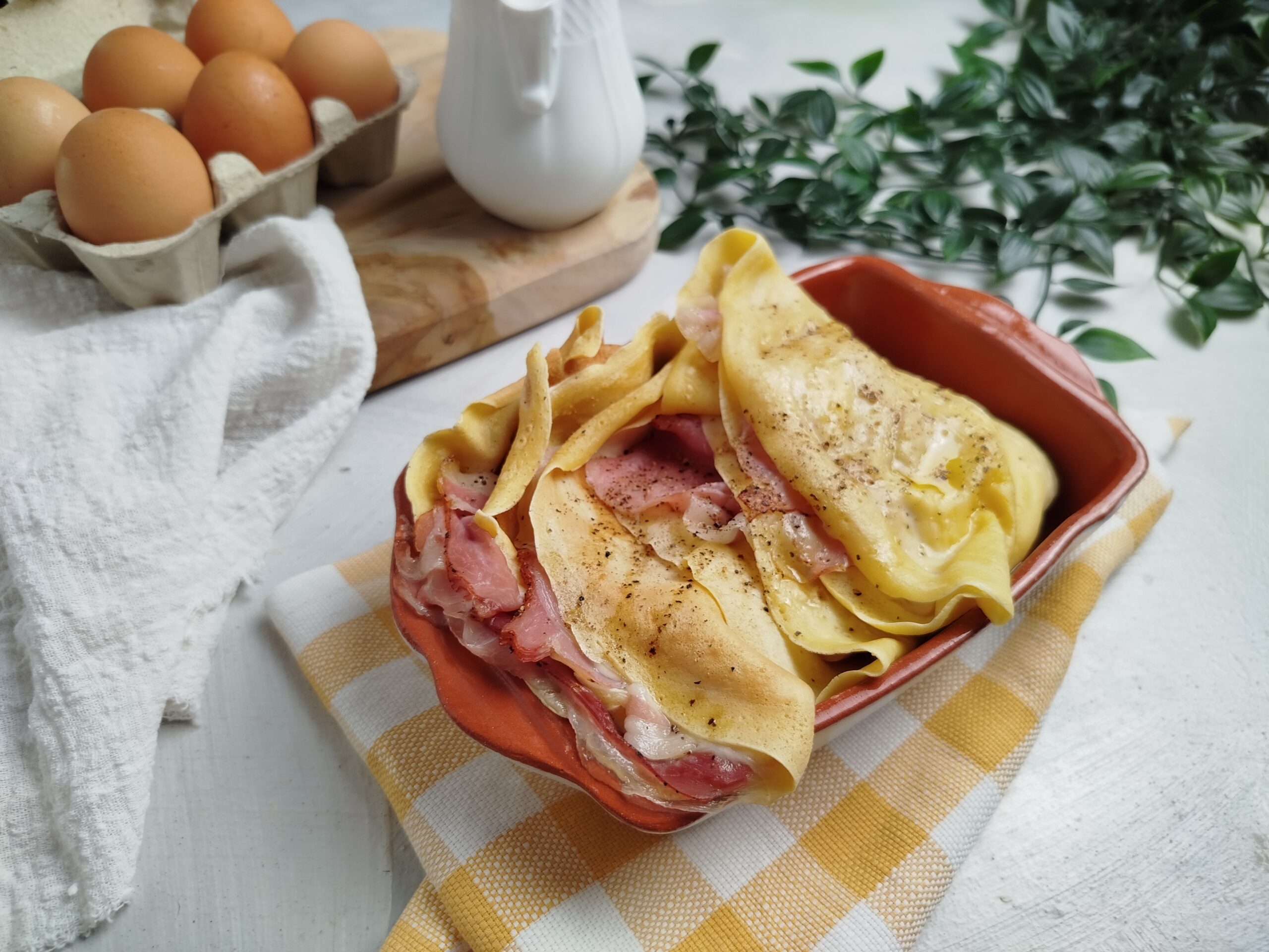 CREPES SALGADAS PROVOLONE E SPECK