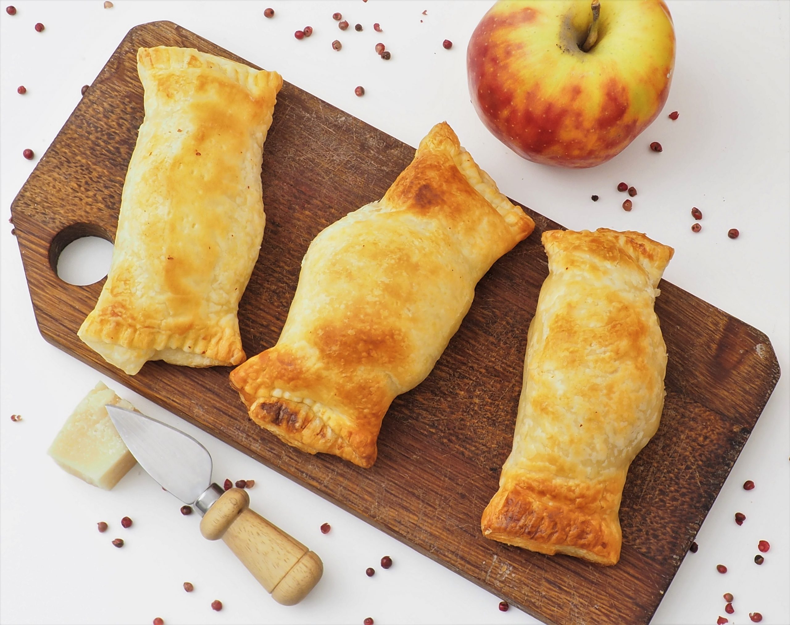 Rolinhos de peito de frango com maçãs