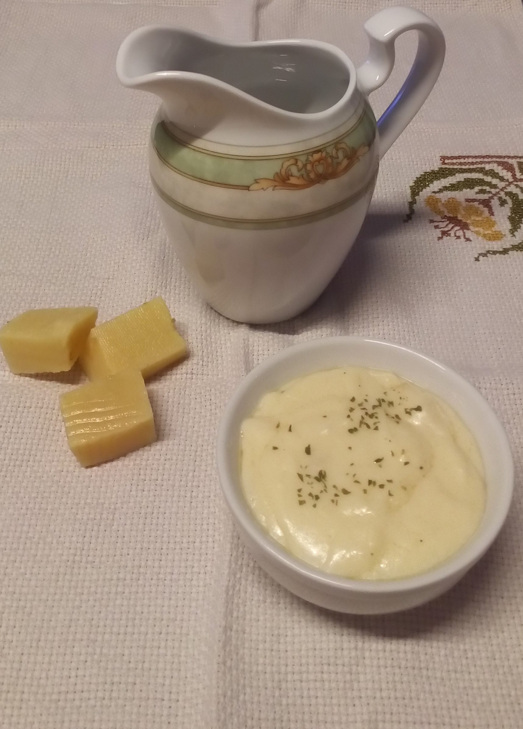 Molho branco com parmesão