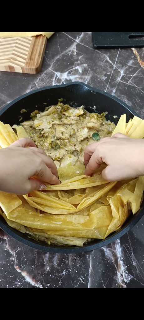 Cobrimos com a massa filo