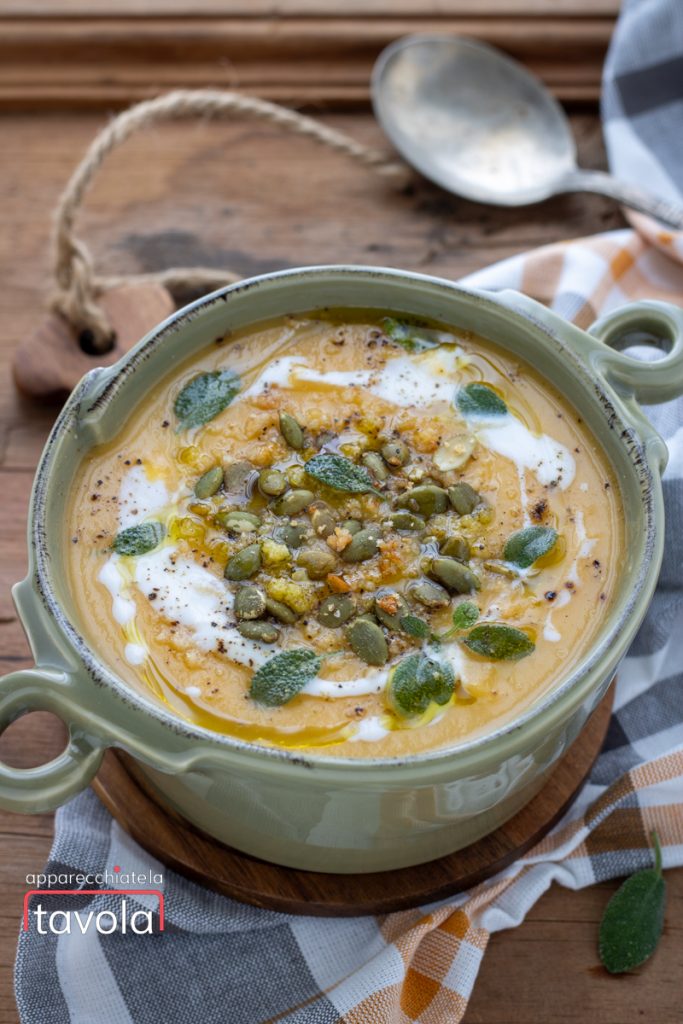 Sopa cremosa de abóbora