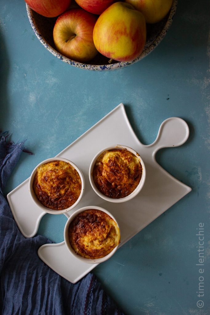 Tortinhas de maçã na fritadeira a ar