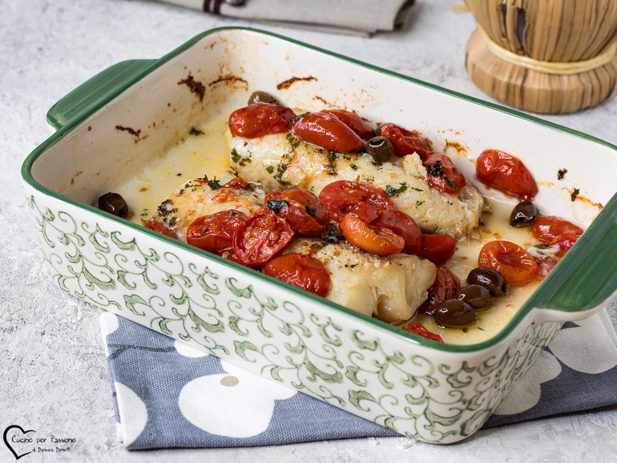 BACALHAU ASSADO COM TOMATINHOS