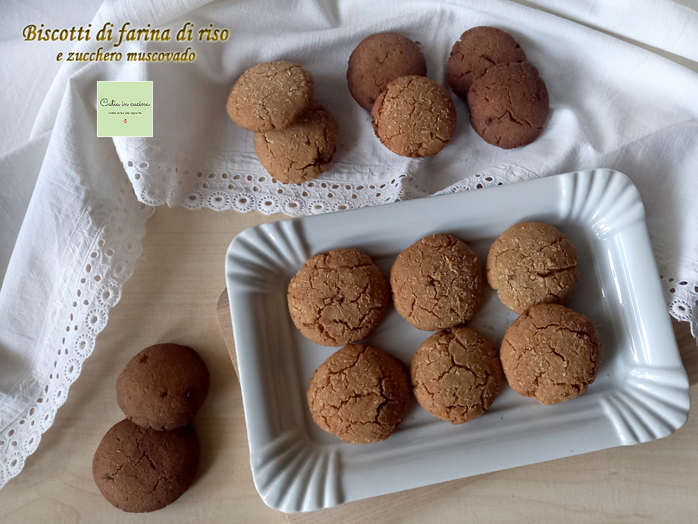 Biscoitos de farinha de arroz integral