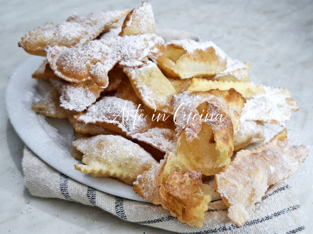 CHIACCHIERE de LIMÃO com MASCARPONE