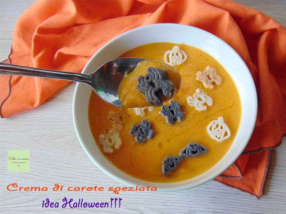Creme de cenoura temperada, ideia para Halloween