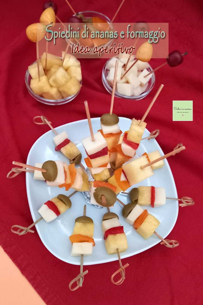 espetinhos de abacaxi e queijo finger food