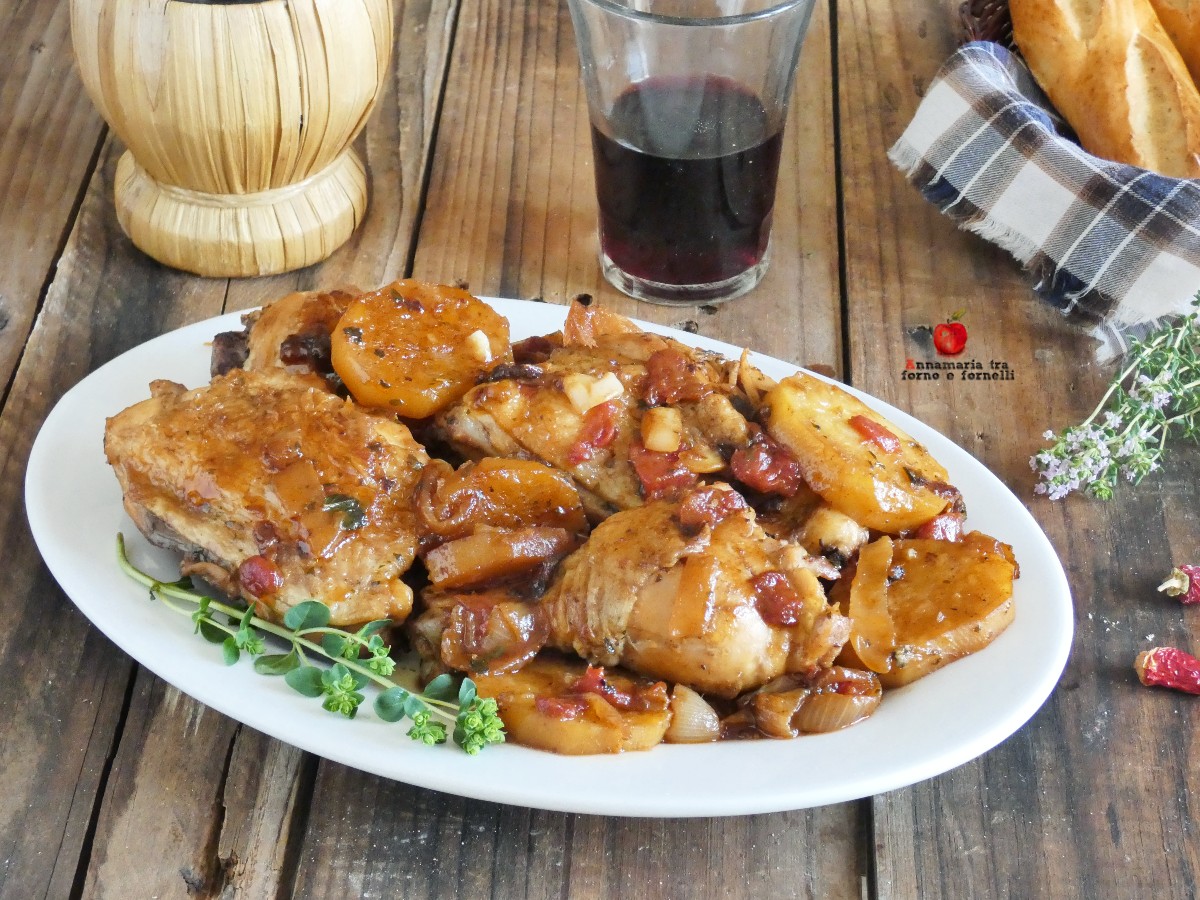 Frango ao molho na frigideira