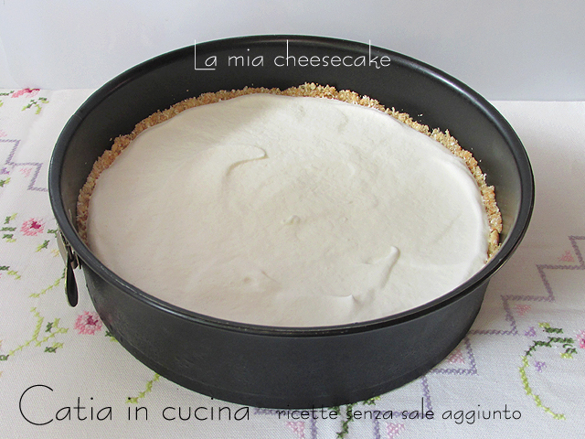 espalhando o creme na base