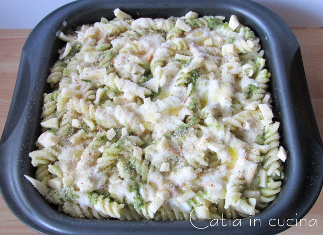 macarrão ao pesto gratinado