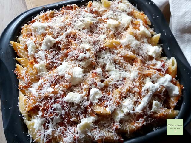 macarrão gratinado light com ragu de vegetais para cozinhar