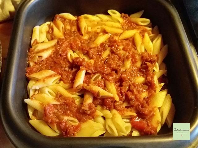 montar o macarrão gratinado light com ragu de vegetais