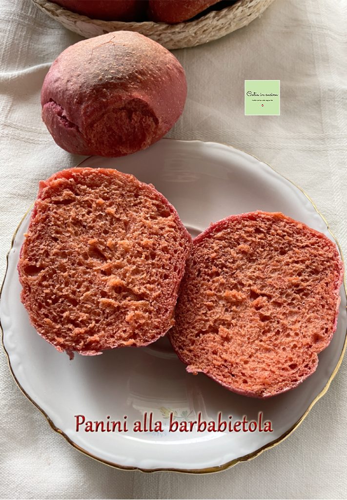 pãezinhos de beterraba vermelha vista interna