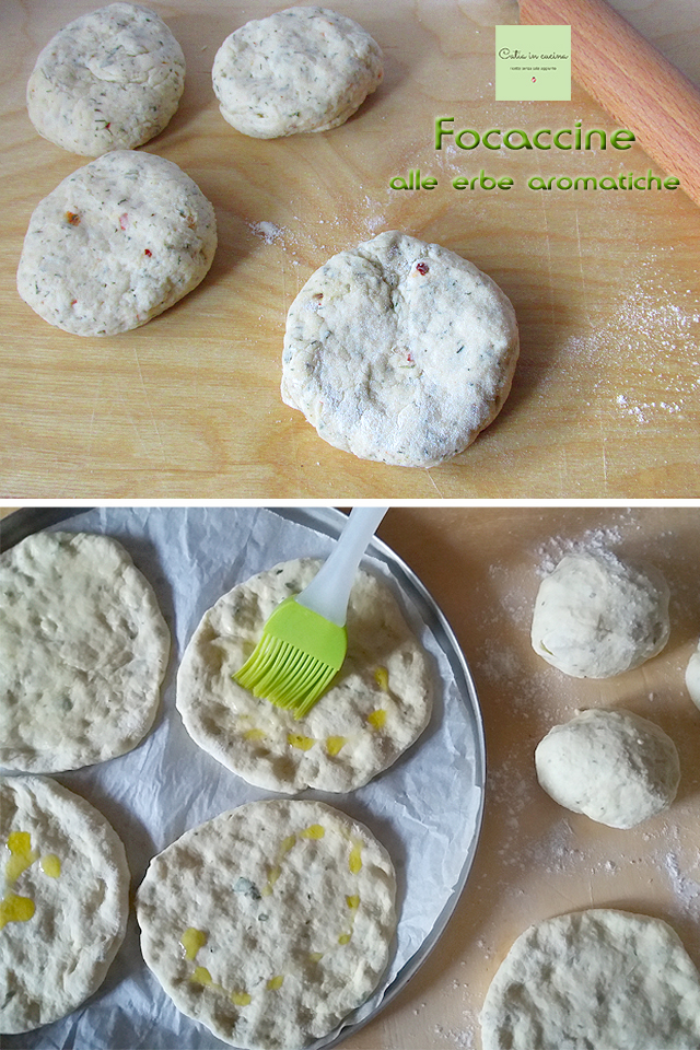 pãezinhos de ervas aromáticas para assar