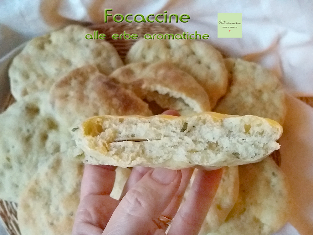 Pãezinhos de Ervas Aromáticas