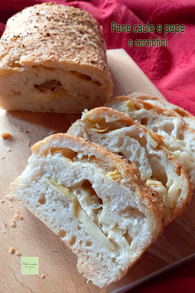 pão cacio e pepe e alcachofra