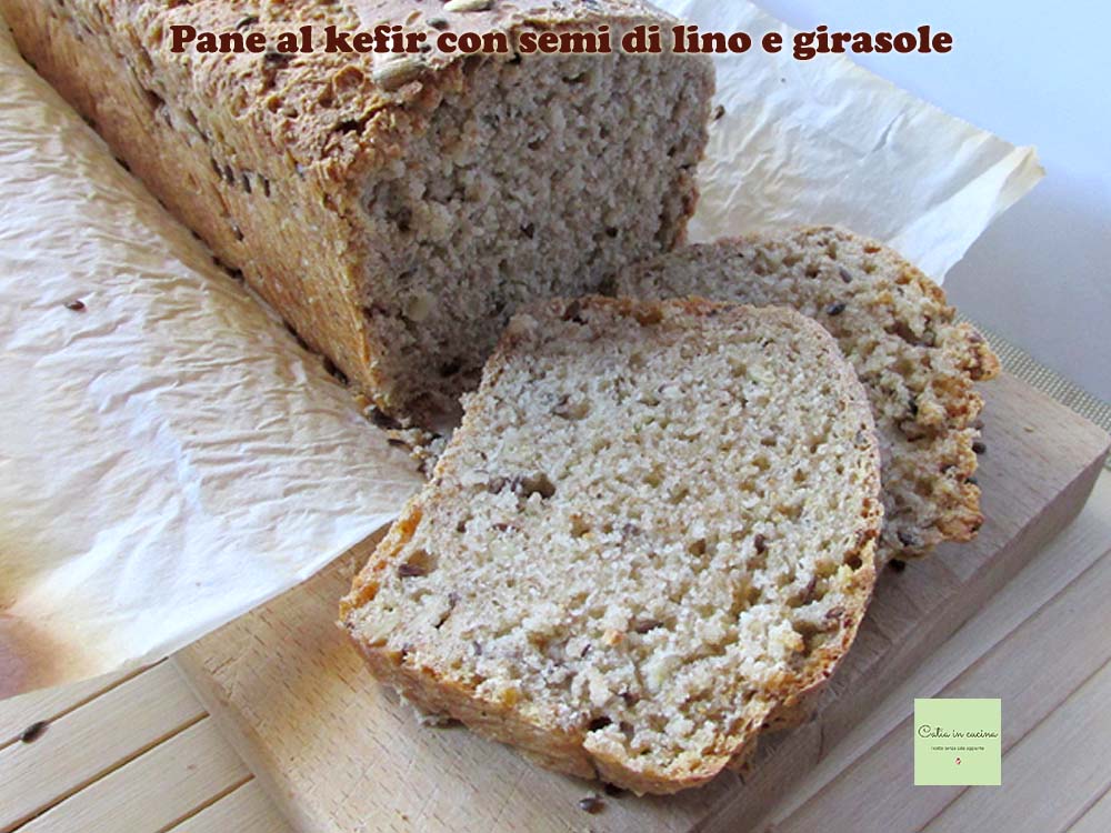 pão com kefir e sementes diversas