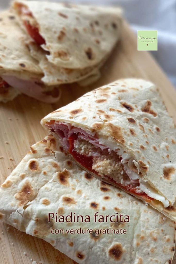 piadina recheada com tomates gratinados