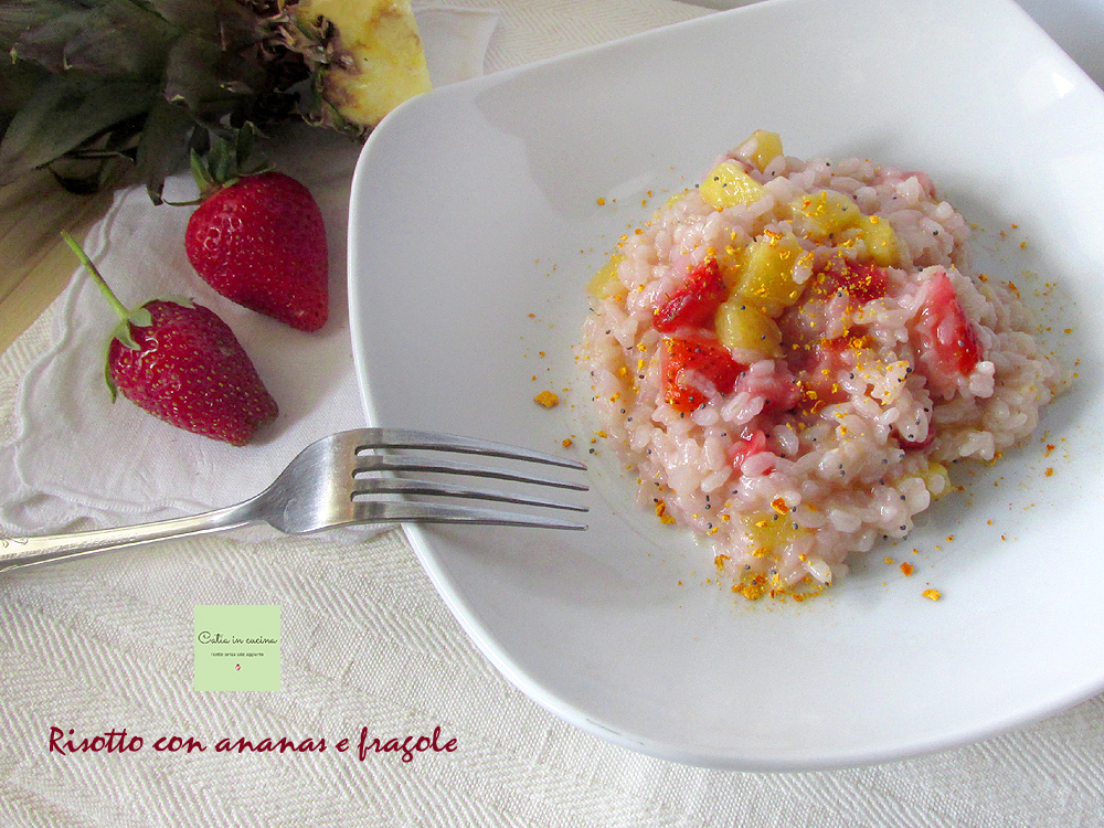 risoto com abacaxi e morangos