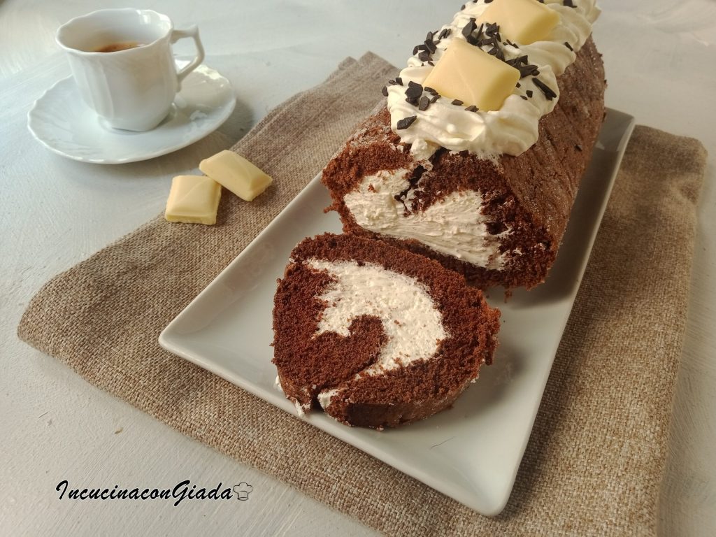 rolo de cacau com chocolate branco