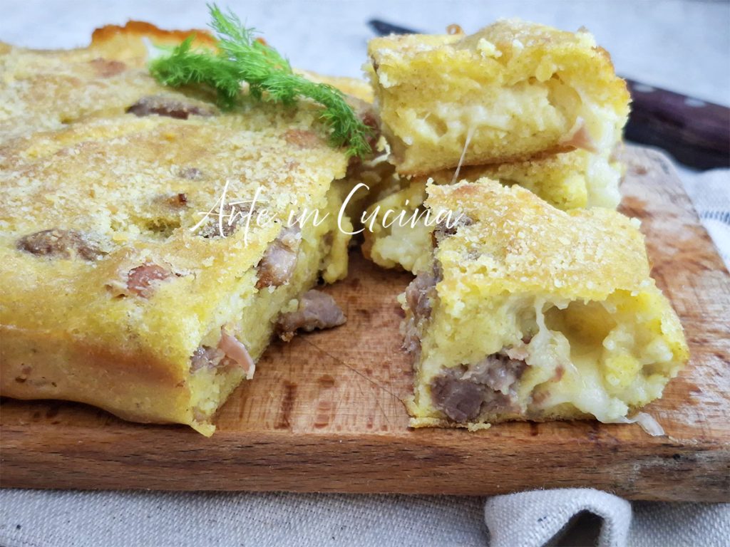 RÚSTICO com LINGUIÇA provolone e speck