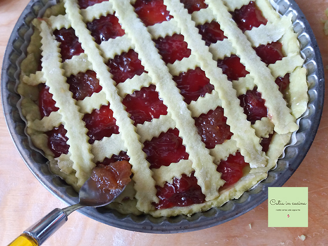 torta de abacate antes da cozedura