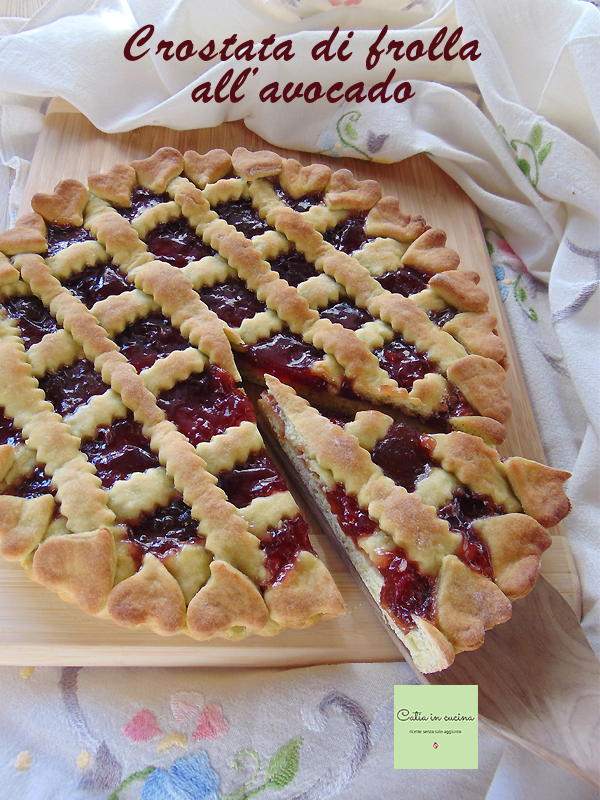 torta de massa com abacate